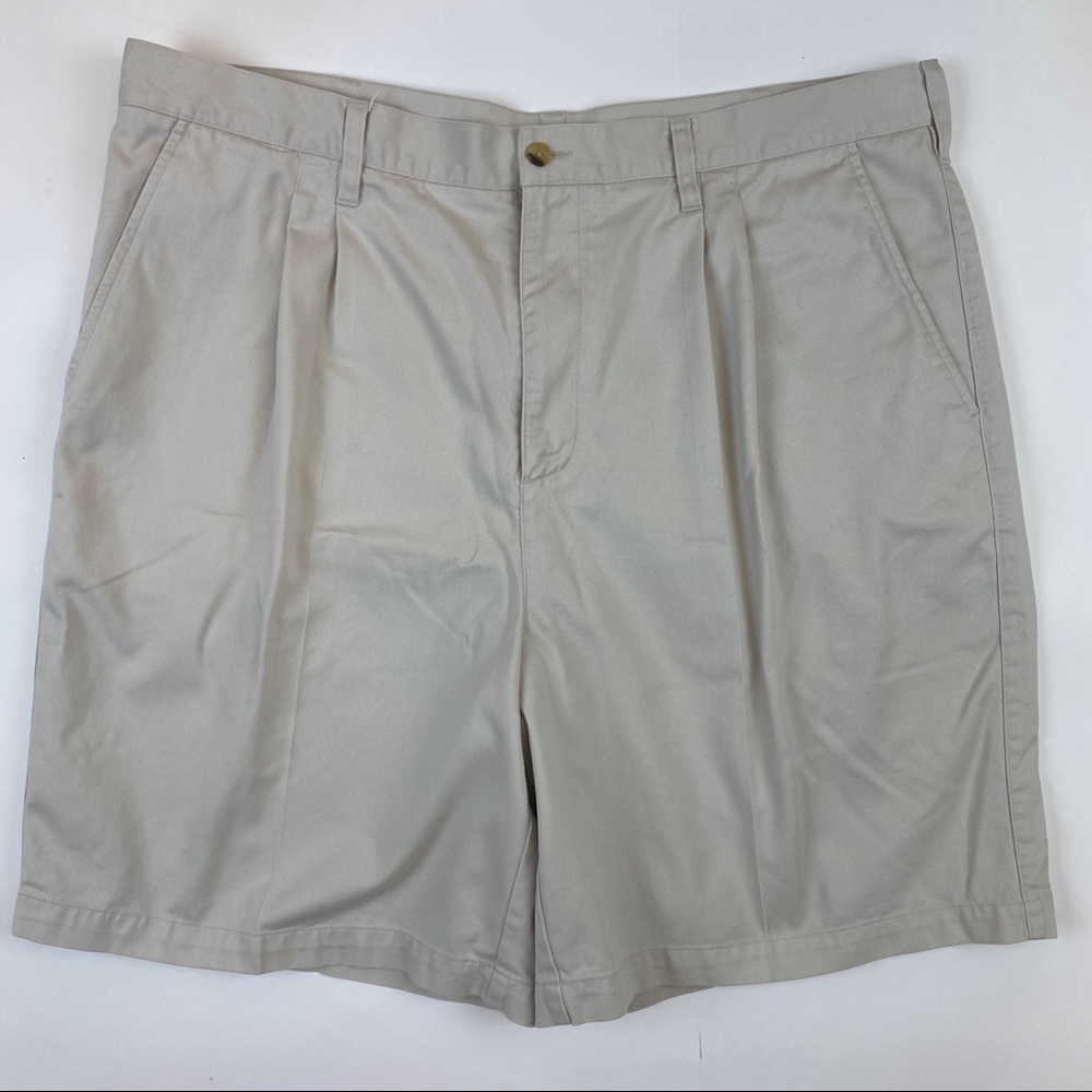 Men’s Khaki Pleated Dress Shorts by Knightsbridge Size 40